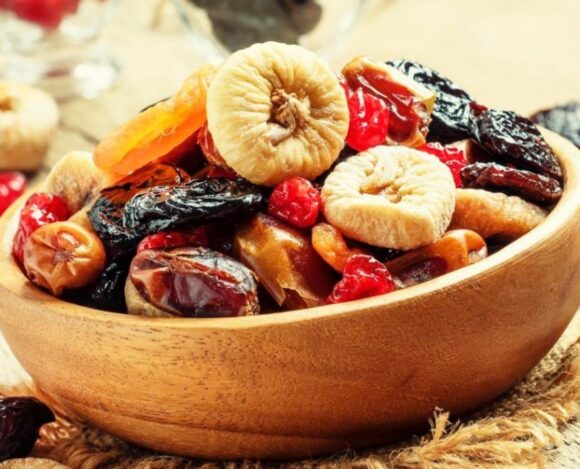 5+1 αποξηραμένα φρούτα με πολύτιμα οφέλη στην υγεία μας