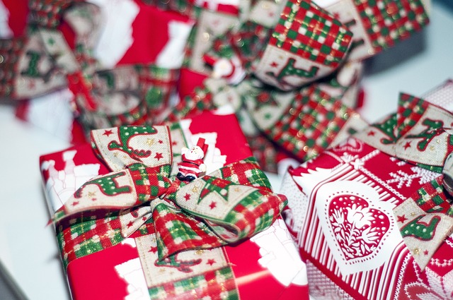 Ιδέες για να φτιάξετε Χριστουγεννιάτικα καλάθια δώρων